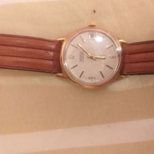 Venus men's wristwatch Swiss automatic with date, leather strap, like new