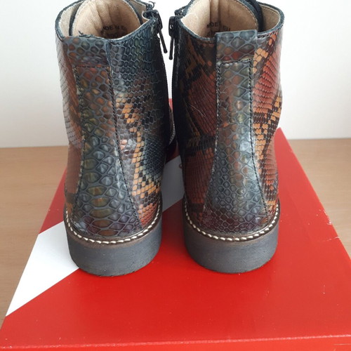 Kickers Oxigeno boots like new, size 38, multicolor