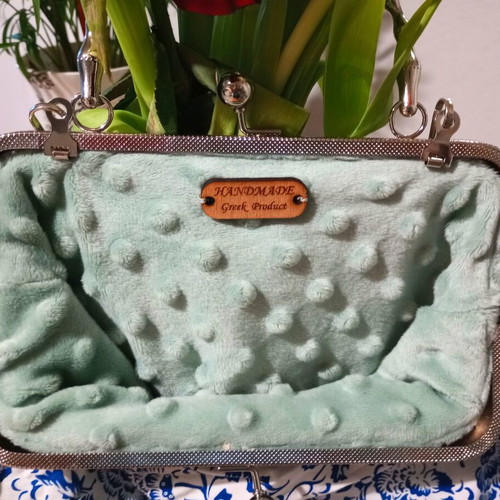 Handmade shoulder bag with chain and minky lining, new, white and blue