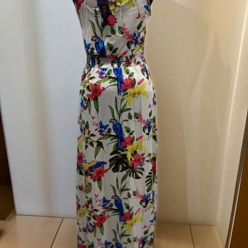 Maxi summer dress new with pearls and colorful parrot pattern
