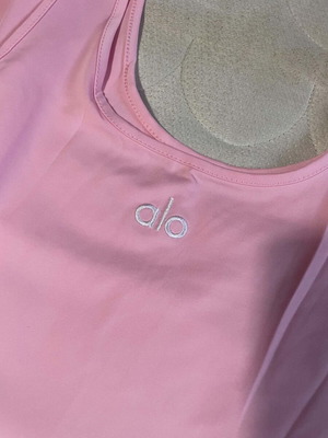 Alo women's sportswear set pink top and pants size M