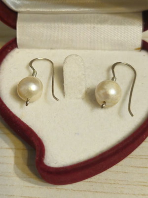 Silver 925 pearl drop earrings like new