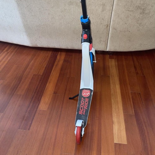Scoot and Ride 2 in 1 Kids Scooter and Balance Bike like new
