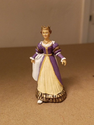 Queen figure Papo 2002 like new