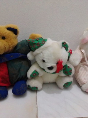 Stuffed teddy bears used, pack of three small