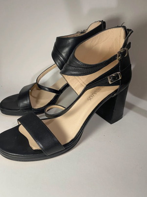 Bournazos leather sandals used in excellent condition