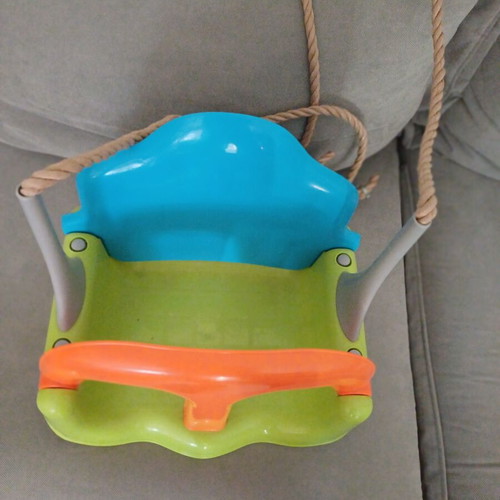 Hanging swing for children up to 3-4 years new