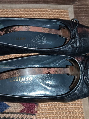 Anatomic ballerinas like new