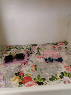 Women's sunglasses and earrings set new, black and blue