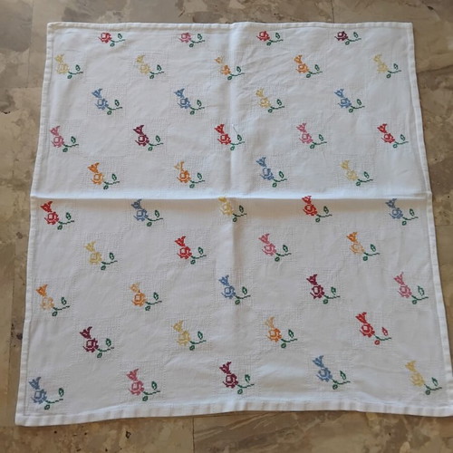 Handmade tablecloth used, 72×73 cm