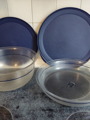 Tupperware storage bowls, 3.5L and 2L, airtight