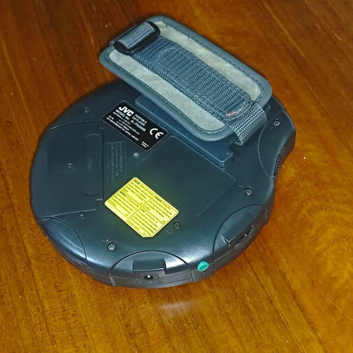 JVC XL-PG300 portable CD player used with Hyper-Bass and Anti-Shock