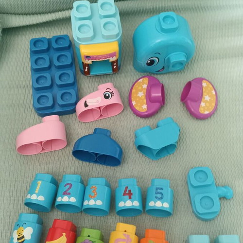 VTech BlaBla Blocks elephant adventure set used
