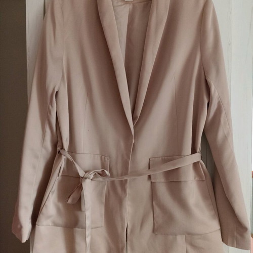 Satin jacket M new with belt pink nude
