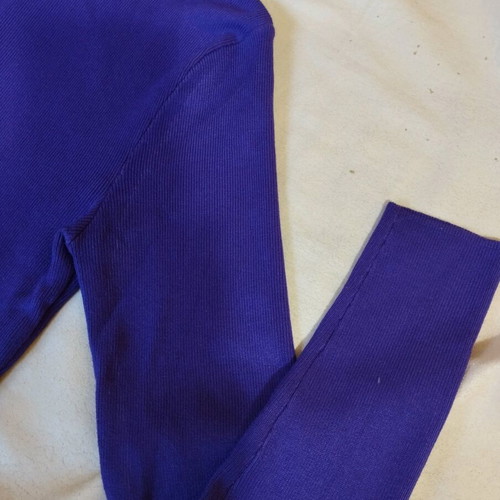 Zara crop turtleneck purple size S like new