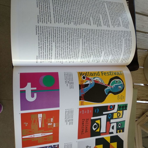 Art and Graphics encyclopedia volume like new