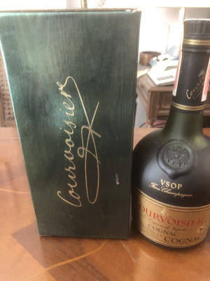 Κονιάκ Courvoisier παλαιό 1970 καινούργιο, σφραγισμένο
