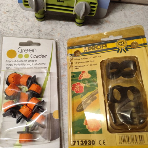 Various garden items new, set