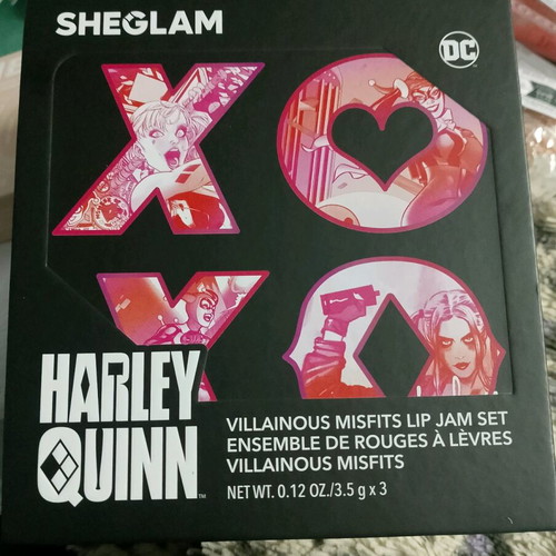 Harley Quinn lip gloss set of three new with brush