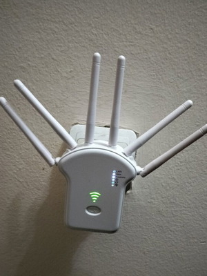 Wifi signal booster extension with 6 antennas new