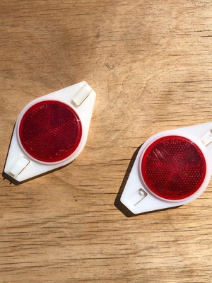 Pair of bicycle spoke reflectors red new