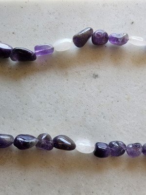 Amethyst women's necklace like new, large with impressive stones