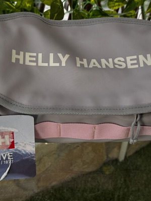 Helly Hansen waterproof travel wash bag new, grey with pink details