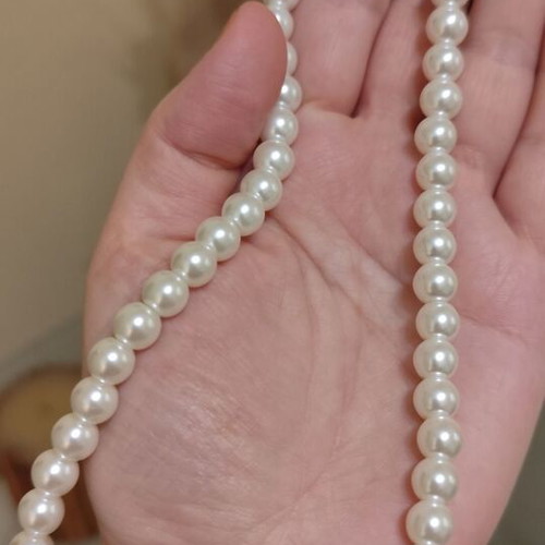 Two pearl necklaces with stainless steel magnetic clasp, new