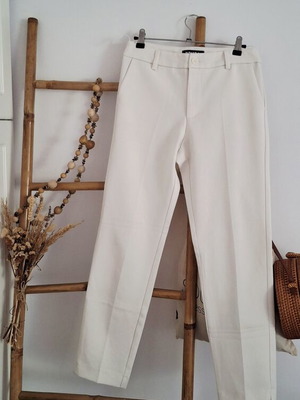 Paranoia white straight-leg pants new, size S