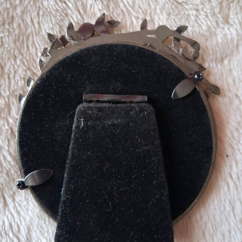 Vintage metal photo frame unused with synthetic pearls 10cm