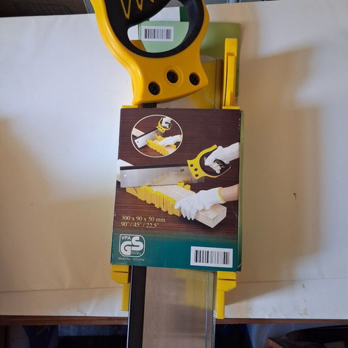 Hand Saw 350 mm with Mitre Box new