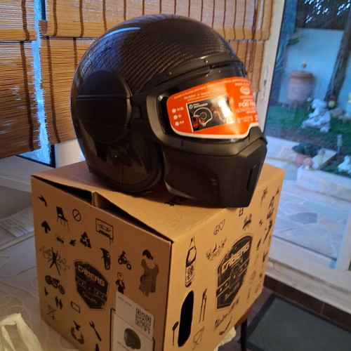 Caberg Ghost X Carbon motorcycle helmet Large with Pro Speak Evo intercom