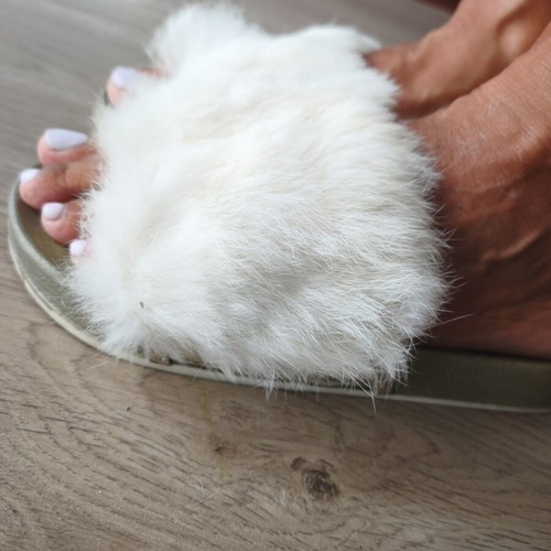 Slippers with real white fur used, plastic, size 40