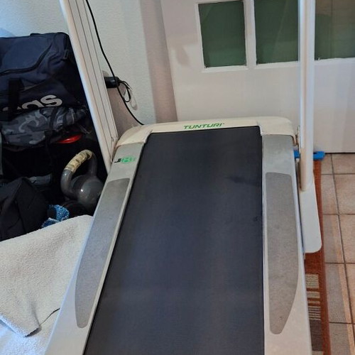 Tunturi treadmill used, recently serviced with belt replacement