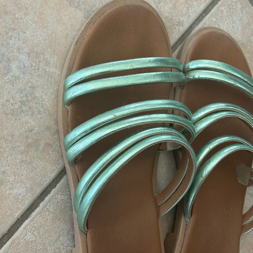 Green sandals used, size 39