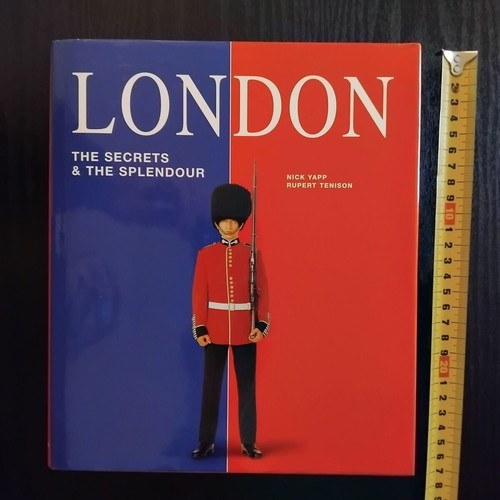 London–The Secrets & the Splendour σκληρόδετο βιβλίο σαν καινούργιο