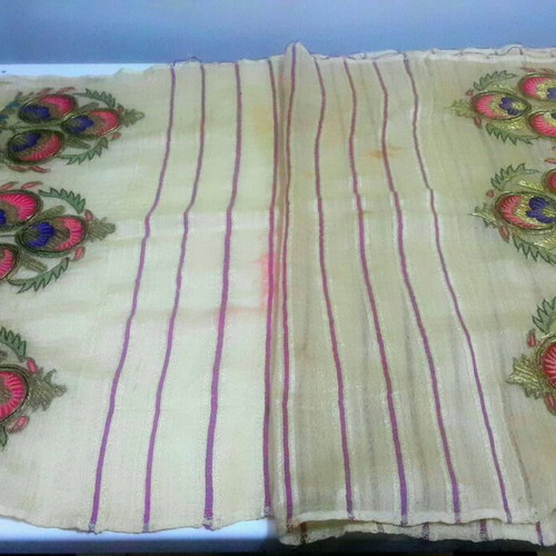 Ergocheira vintage handmade tablecloth used