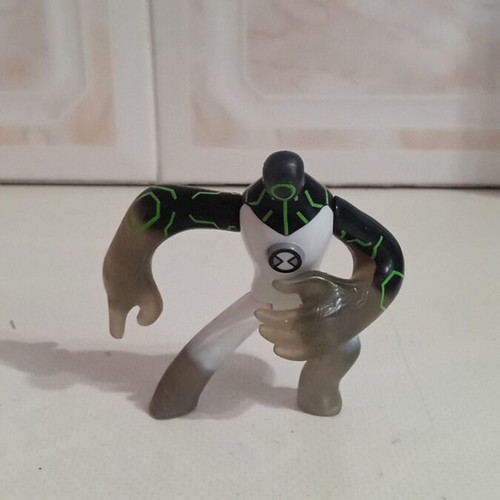 Ben 10 Upgrade figure like new