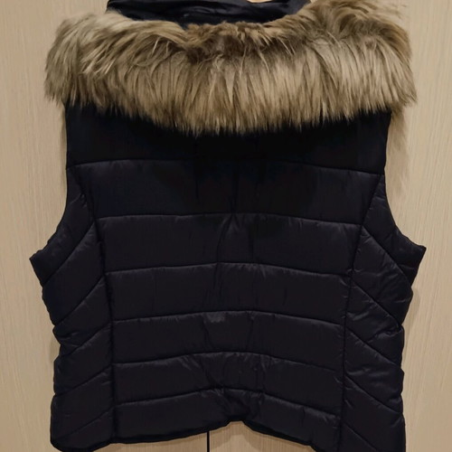 Mat Fashion sleeveless jacket like new, plus size, black