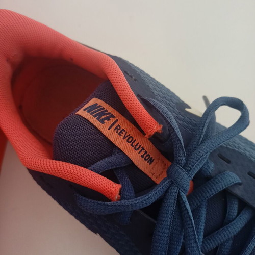 Nike women's running shoes size 36 like new