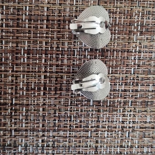 Silver earrings new with clip, no ear piercing needed