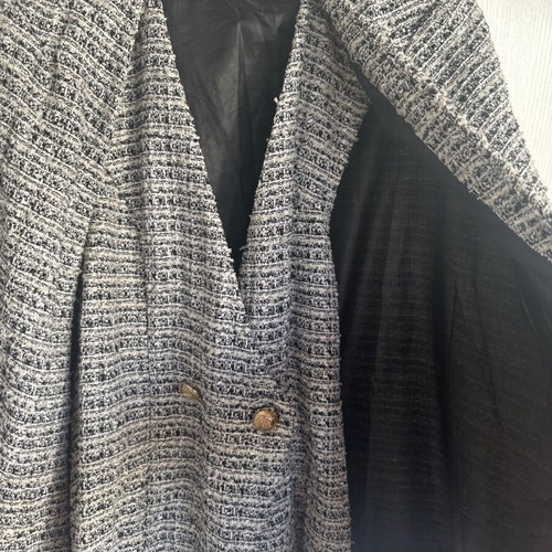 FashionNova tweed cape-vest M/L like new, black and white