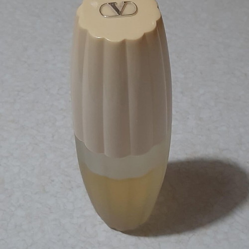 Valentino by Valentino perfume 100 ml normal type like new, vintage