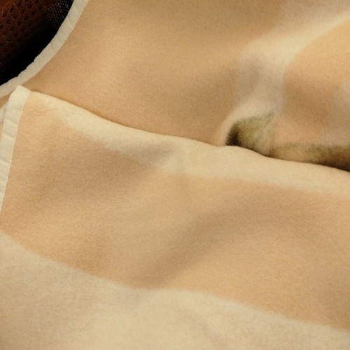 Wool blanket new 2.00x2.40 meters