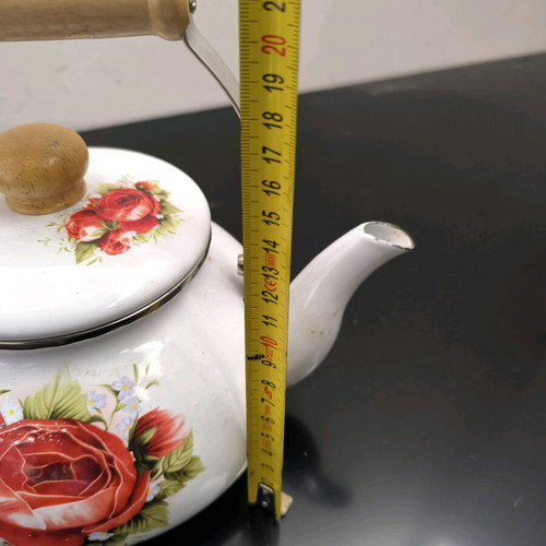 Iron teapot like new