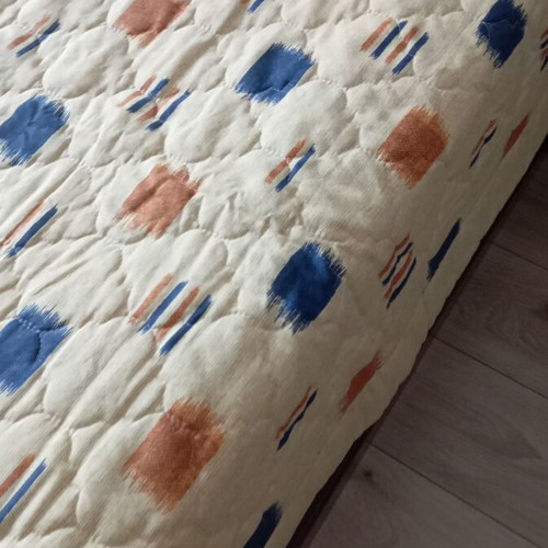 Double-sided quilt new, dimensions 2.00 x 2.35 m