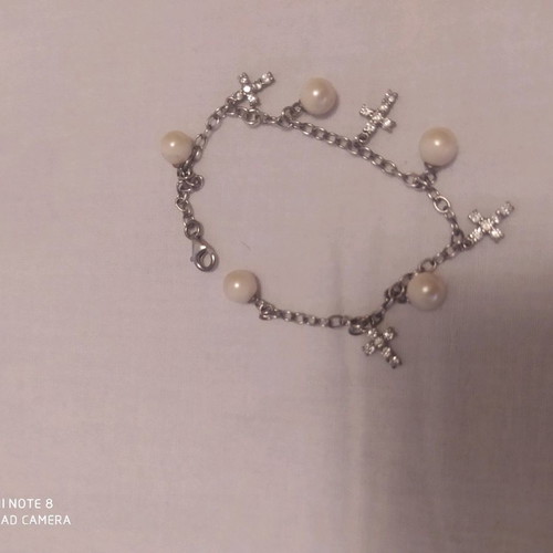 Bracelet with hanging crosses and pearls like new