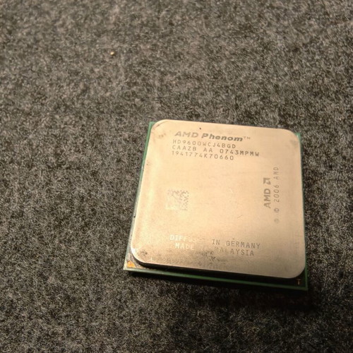 AMD Phenom X4 9600 quad-core 2.3GHz processor used