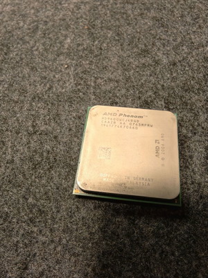 AMD Phenom X4 9600 quad-core 2.3GHz processor used