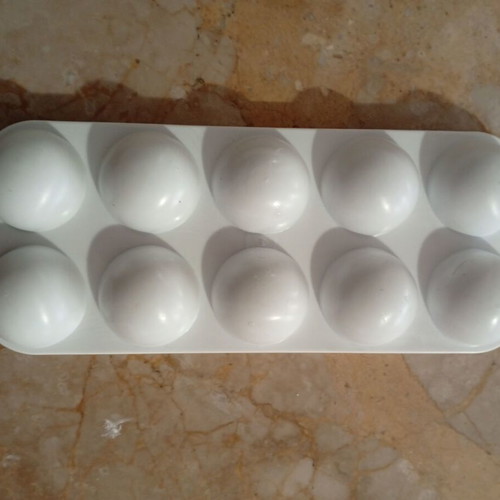 Plastic painting palette new with ten wells